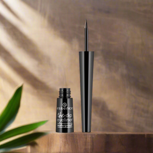 إسنس - قلم تحديد العيون المقاوم للماء 2.5 مل