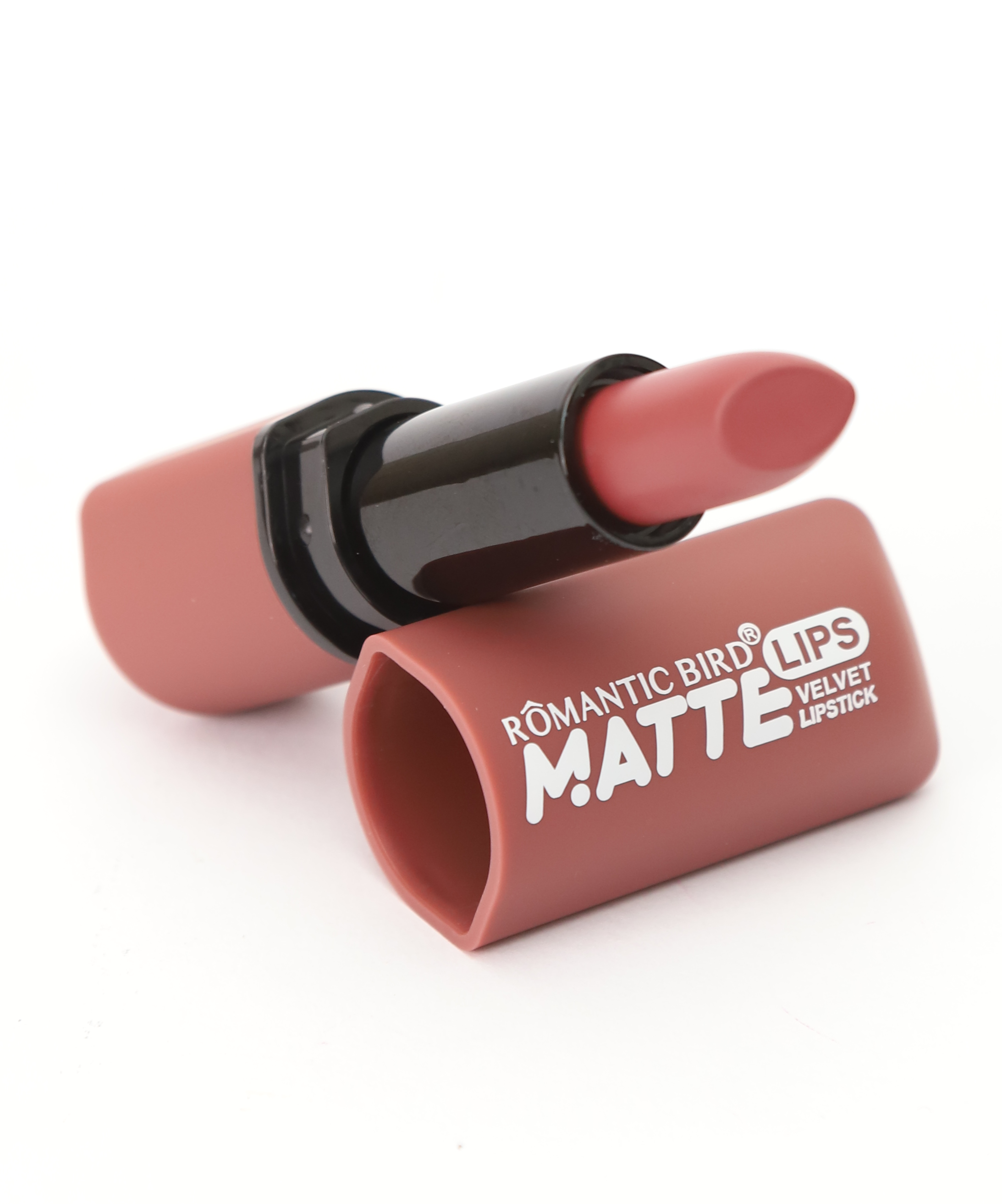 رومانتيك بيرد أحمر الشفاه المخملي غير اللامع