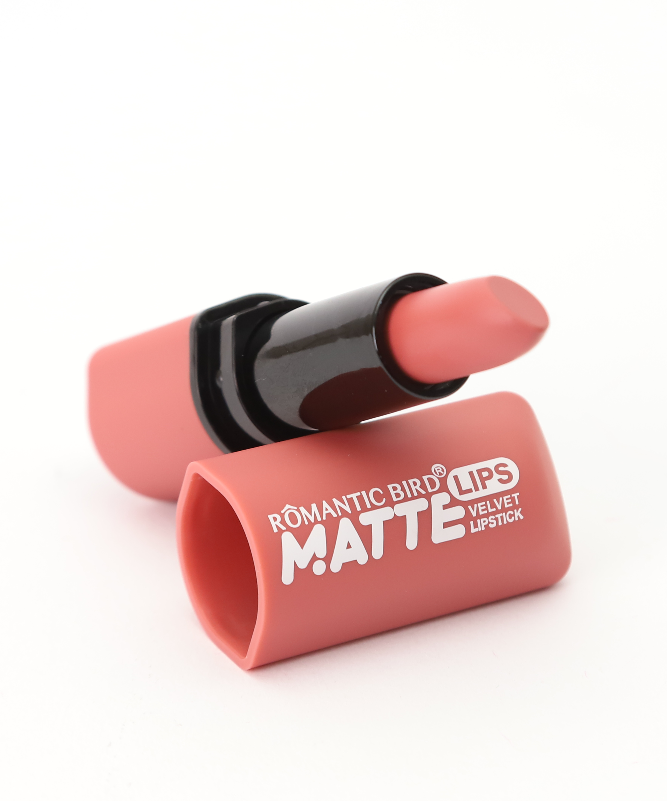 رومانتيك بيرد أحمر الشفاه المخملي غير اللامع