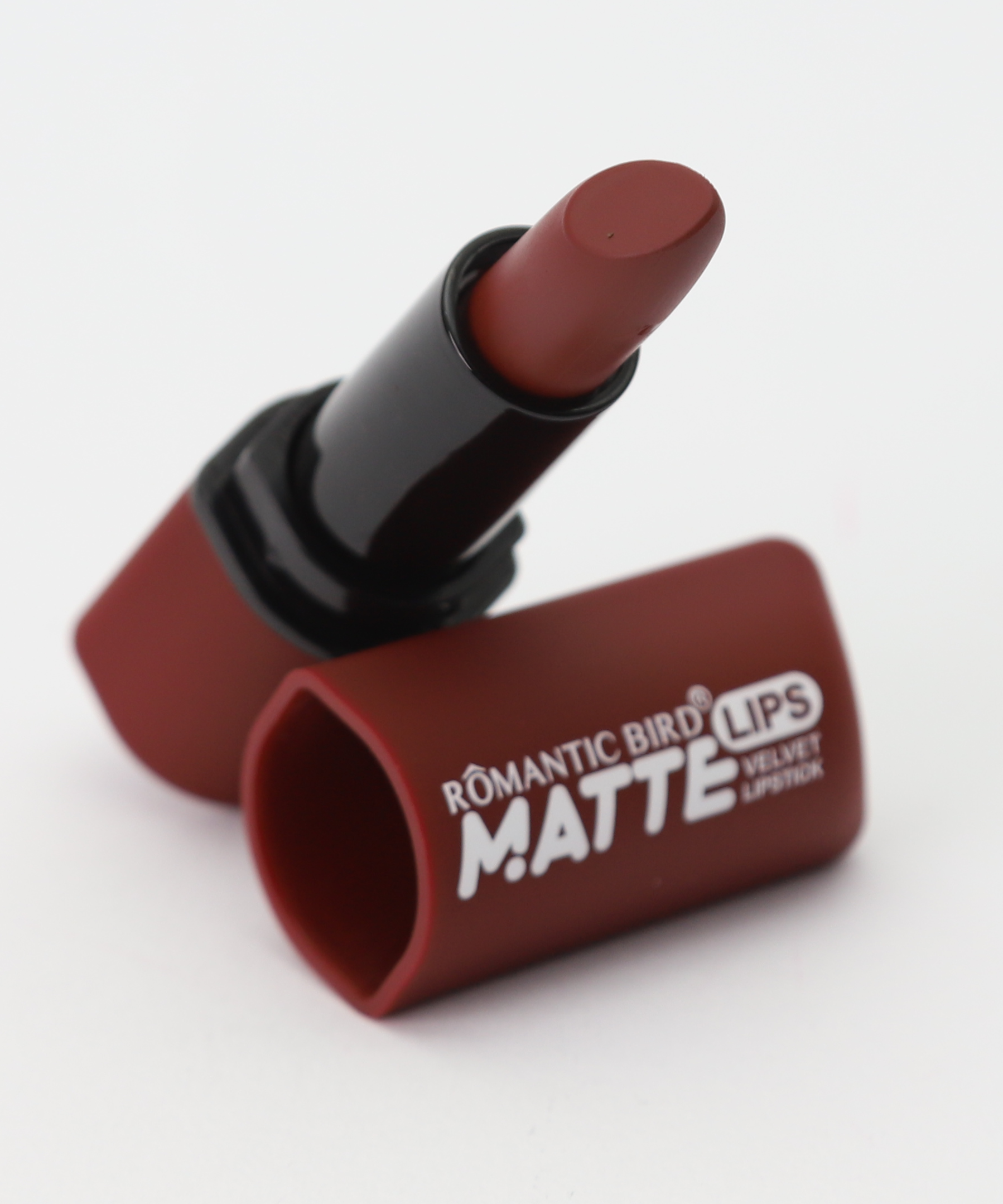 رومانتيك بيرد أحمر الشفاه المخملي غير اللامع