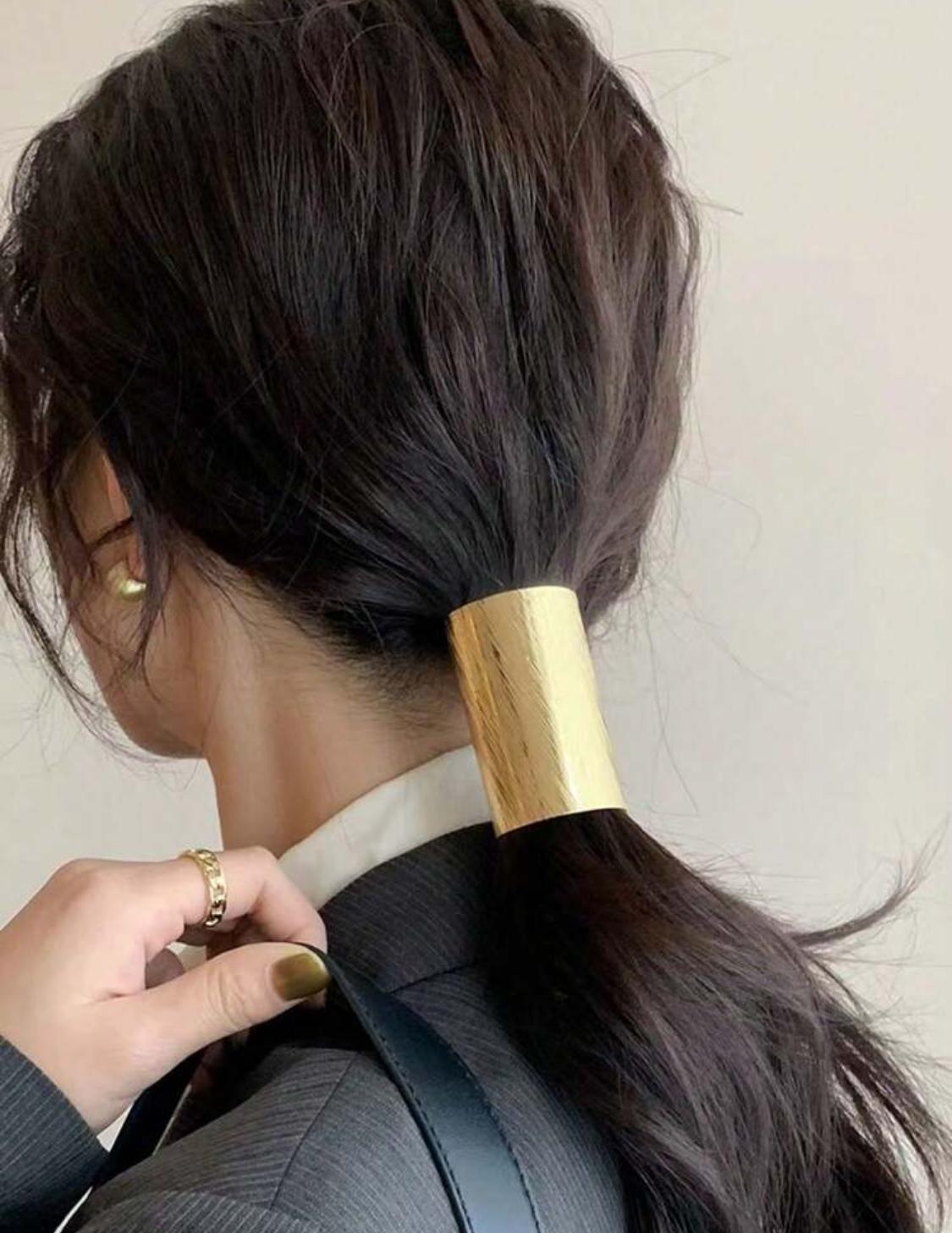 مشبك شعر مقعر محدب