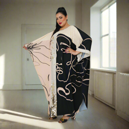 نصف عباية بيج واسود مع خط فضي من الوسط