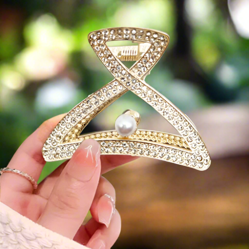 Clip Pearl Hair Accessory