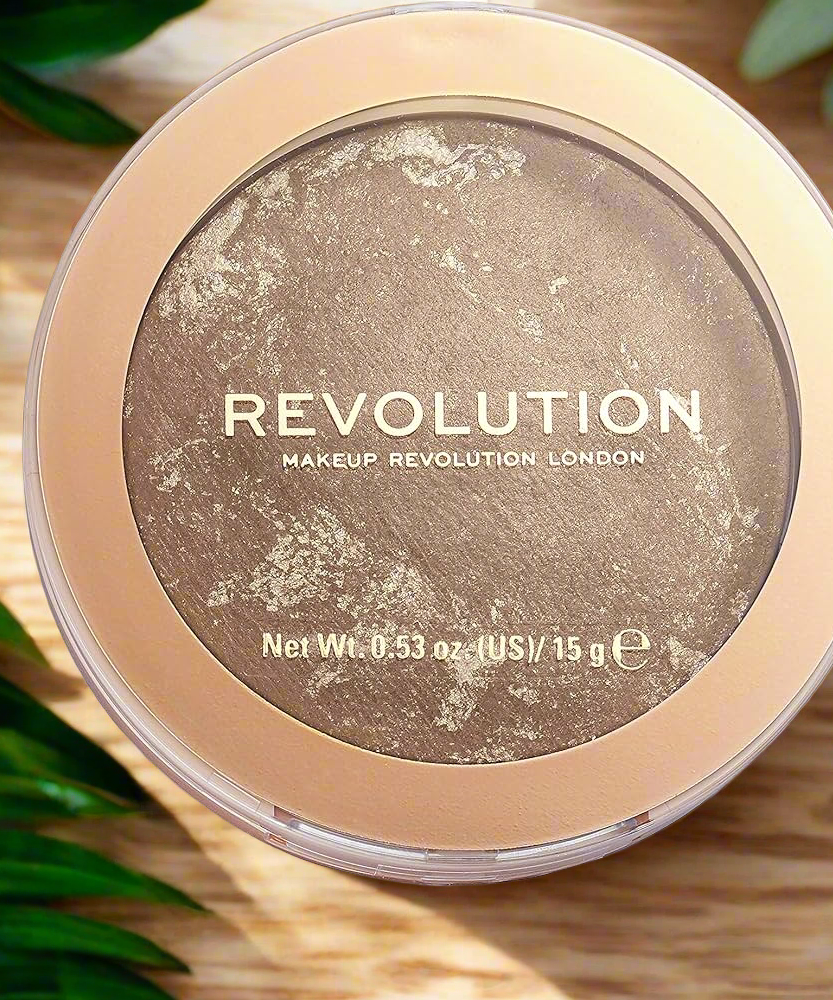 Revolution Powder Bronzer ( 15g) Revolution Powder Bronzer ( 15g)