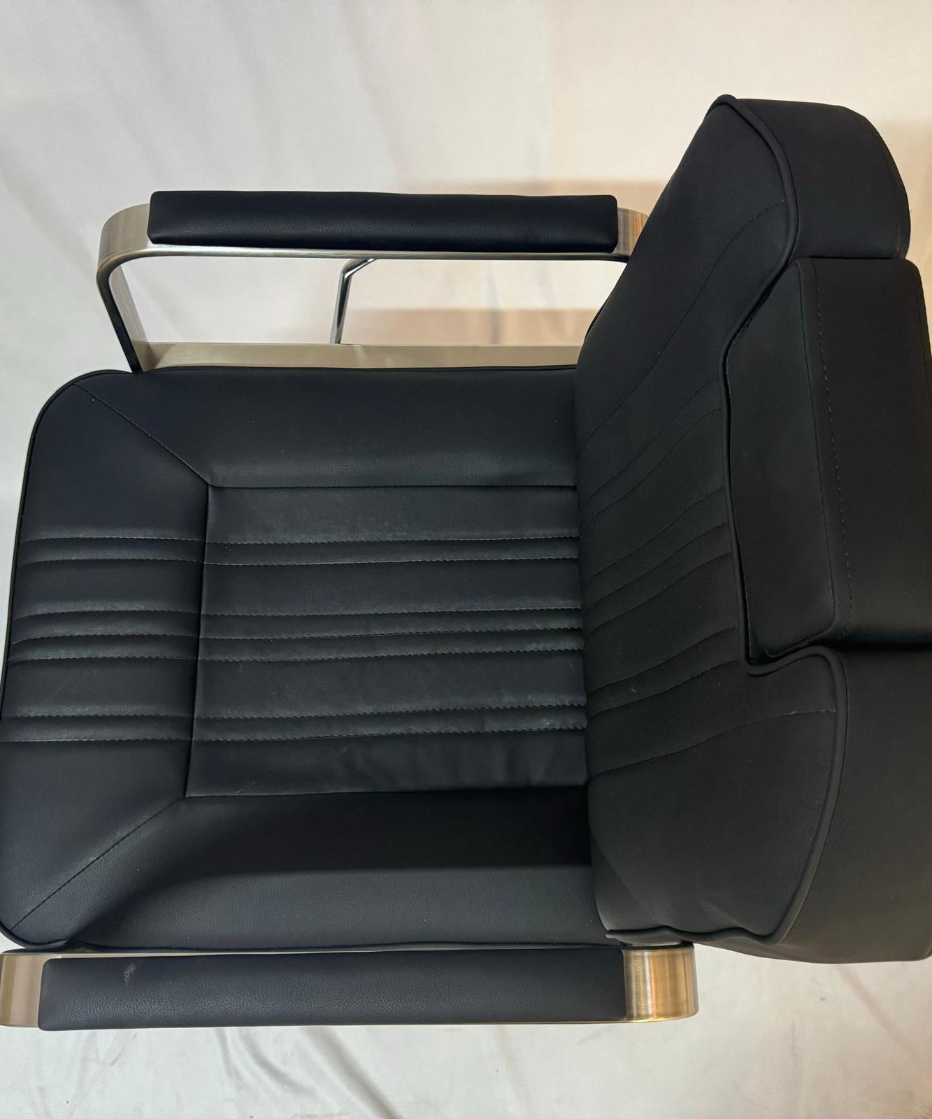 Modern Barber Chair Black