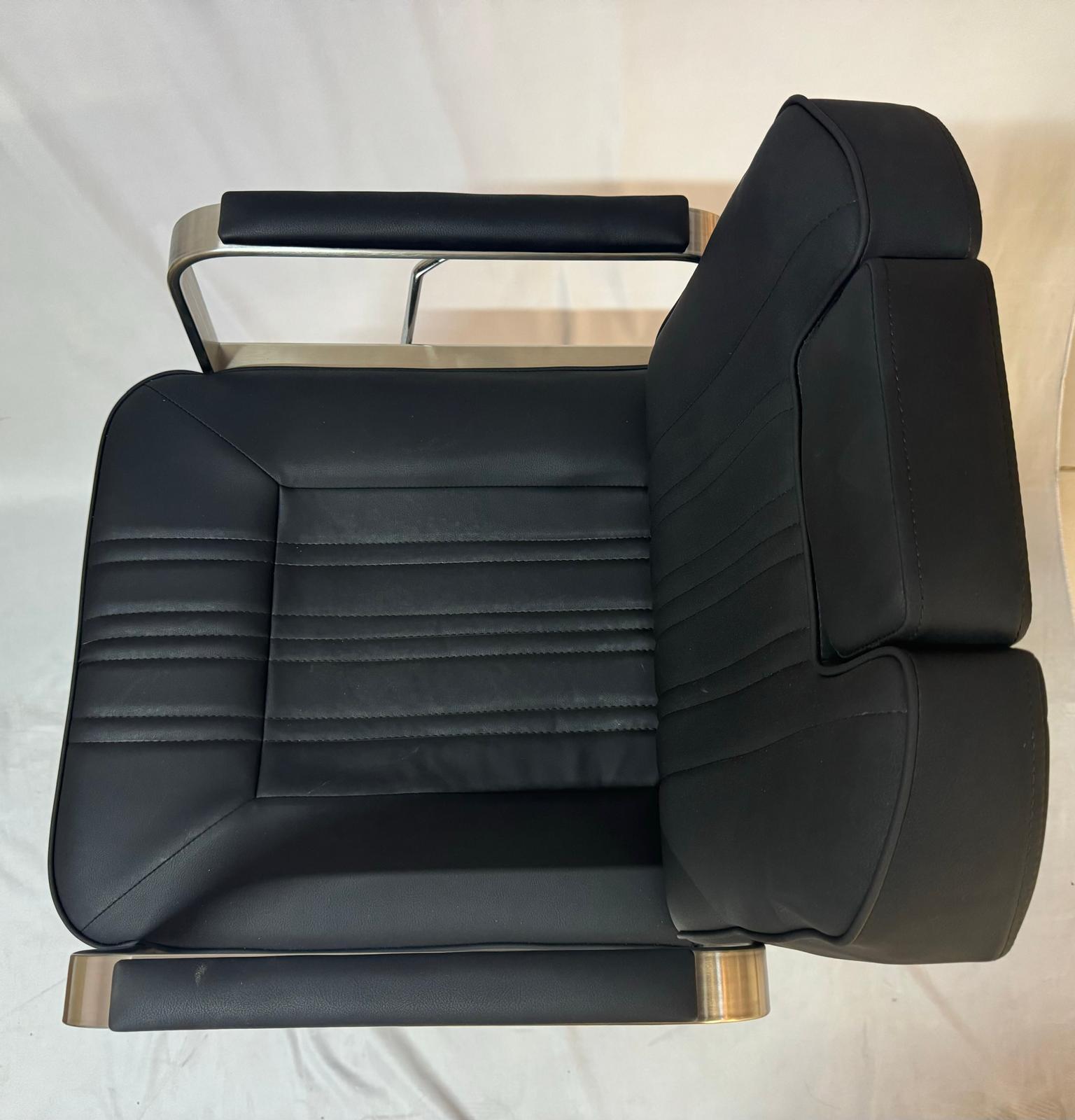 Modern Barber Chair Black