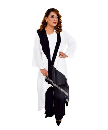 White And Black Edges Abaya Set With Necklace