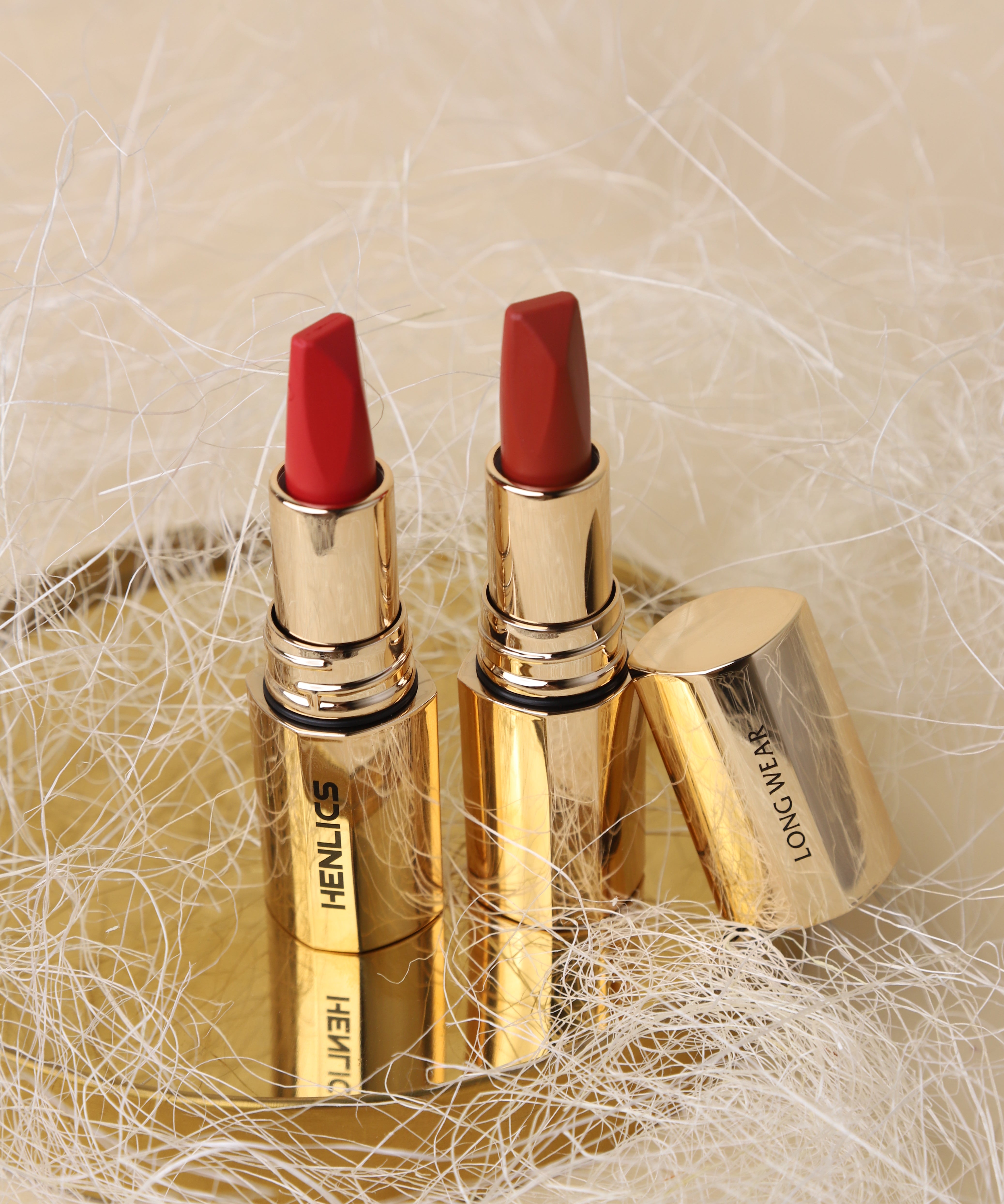 HENLICS TRANSFER-PROOF MATTE LIPSTICK