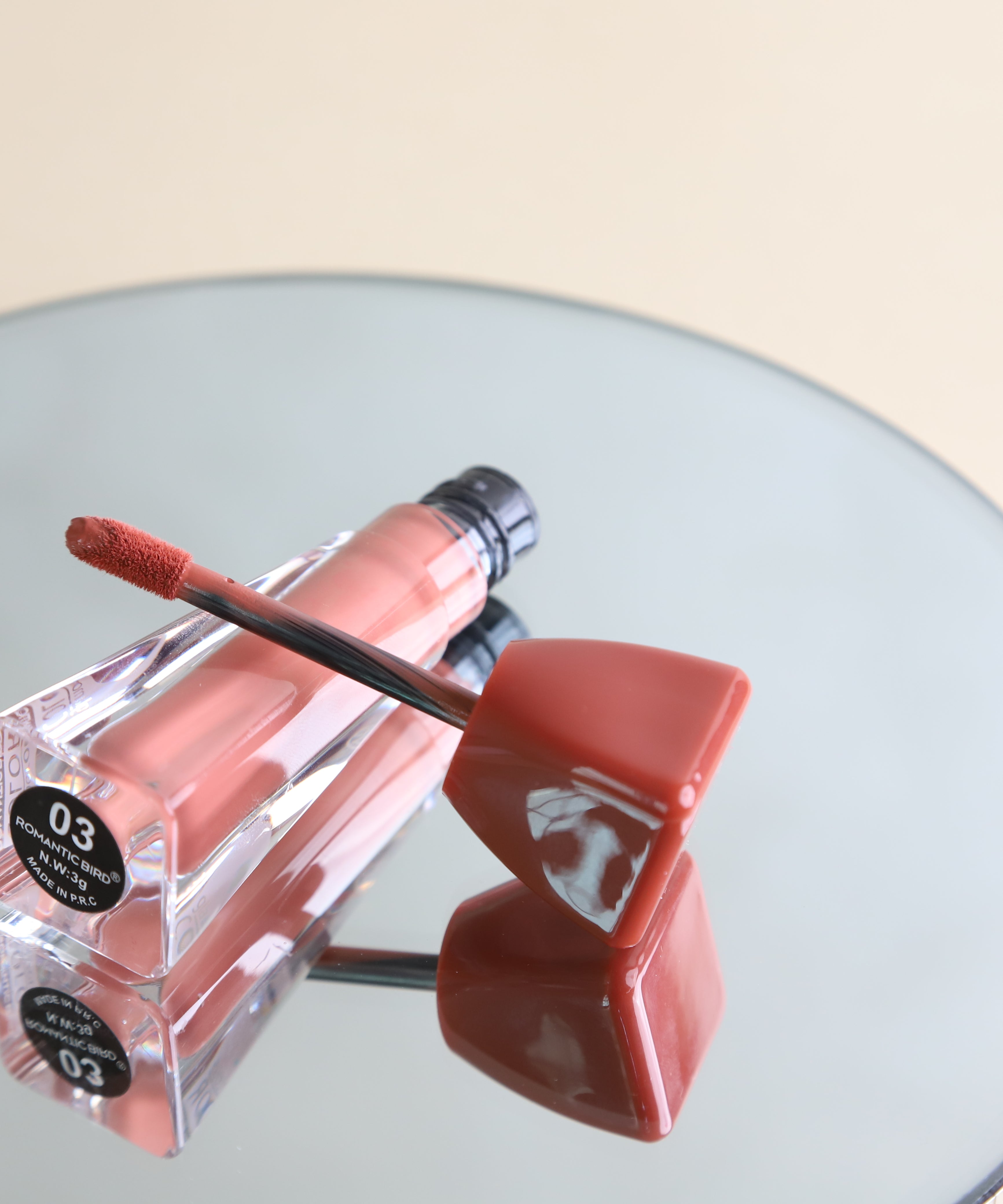 GLAMOROUS ROMANTIC BIRD MATTE LIPGLOSS