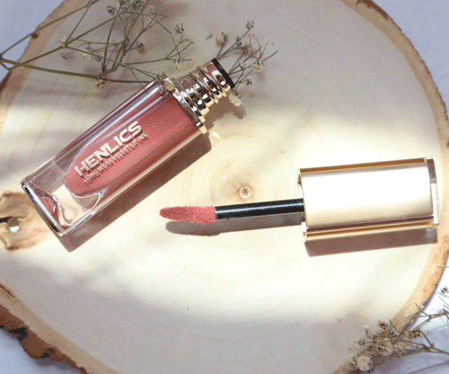 أحمر الشفاه المخملي المقاوم للماء من هينليكس