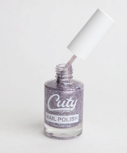 طلاء أظافر كيوتي طويل الأمد