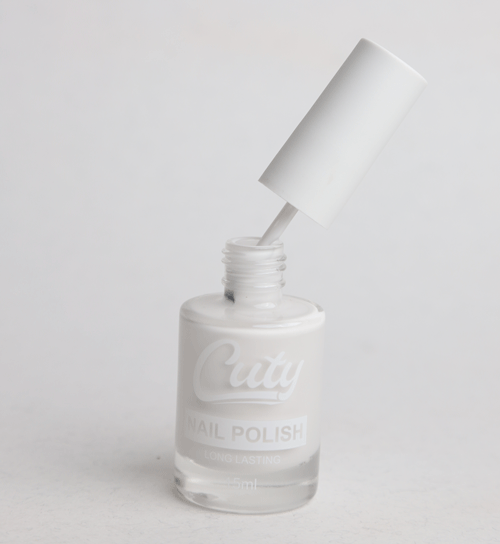 طلاء أظافر كيوتي طويل الأمد