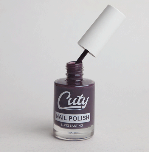 طلاء أظافر كيوتي طويل الأمد