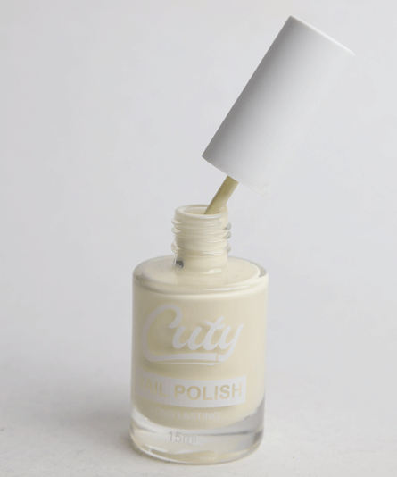 طلاء أظافر كيوتي طويل الأمد