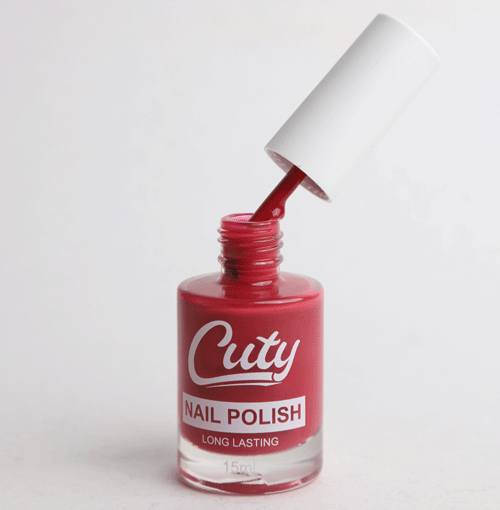 طلاء أظافر كيوتي طويل الأمد