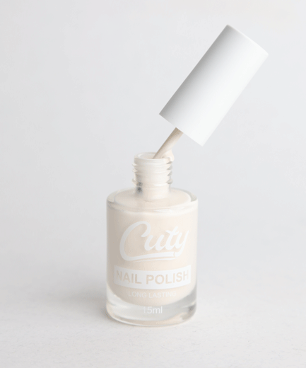 طلاء أظافر كيوتي طويل الأمد