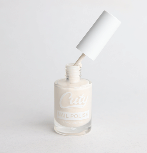 طلاء أظافر كيوتي طويل الأمد