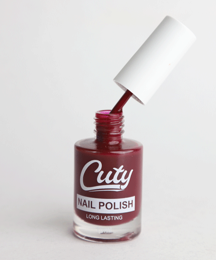 طلاء أظافر كيوتي طويل الأمد