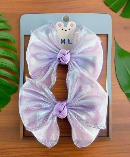 Hair Clip decorated with a butterfly knot (2 pieces) Hair Clip decorated with a butterfly knot (2 pieces)