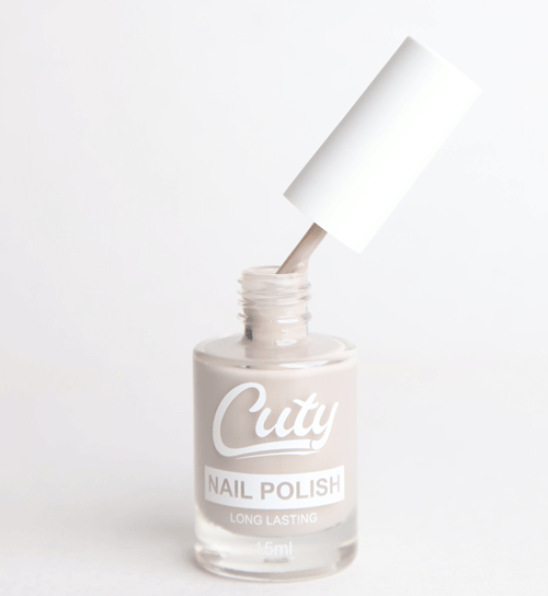 طلاء أظافر كيوتي طويل الأمد