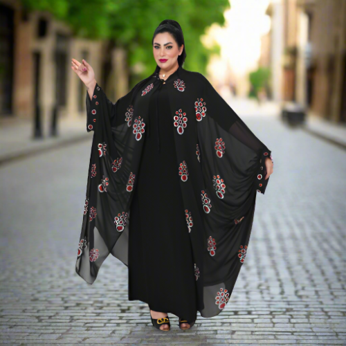 عباية سوداء / تصميم مطبوع باللون الأحمر