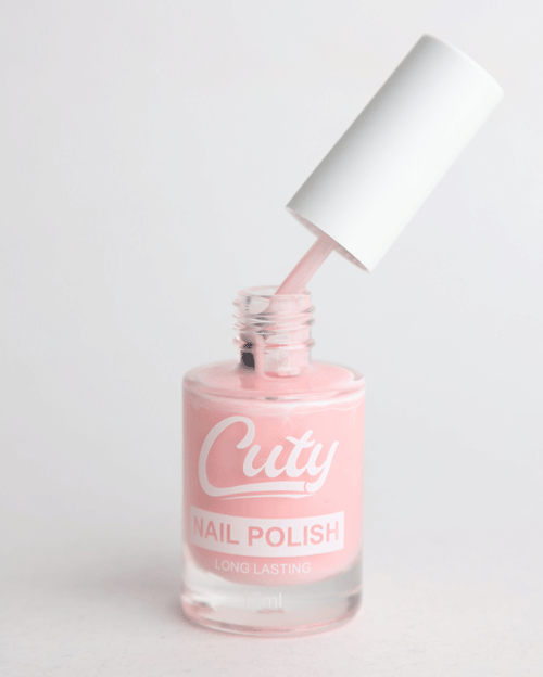 طلاء أظافر كيوتي طويل الأمد