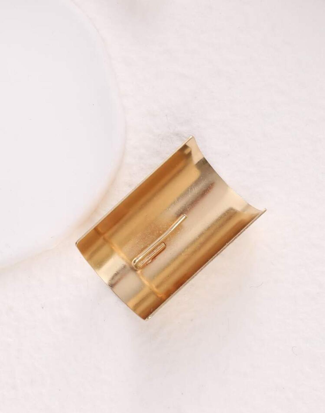 Hair Clip With Concave-Convex