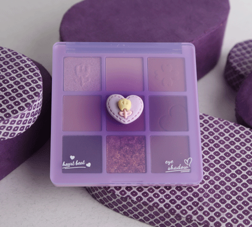 Clown Fish Heart Beat Eyeshadow (9 colors)