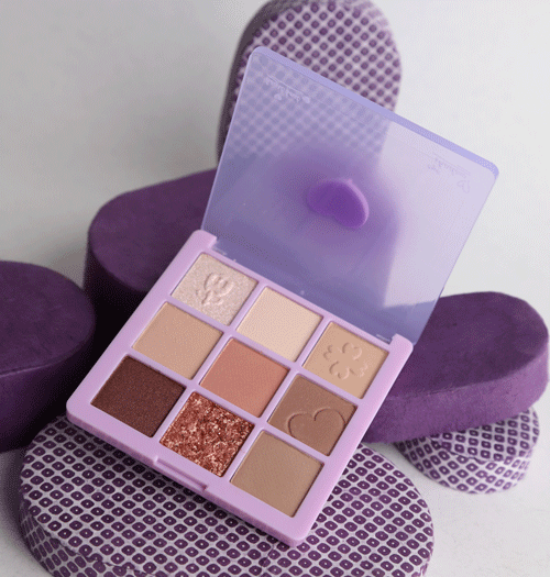 Clown Fish Heart Beat Eyeshadow (9 colors)