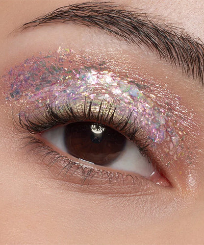 Essence - Multichrome Flakes Eyeshadow Topper