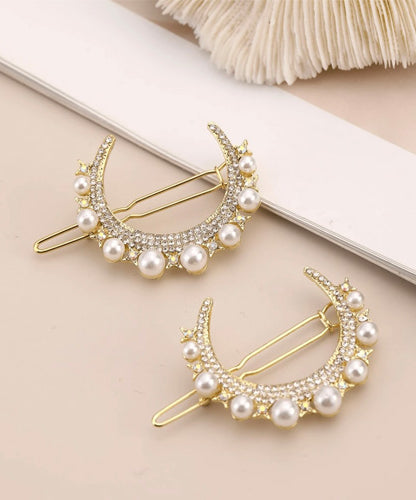 Hair Accessory A golden in the shape of a sparkling crescent ( 1 pieces )