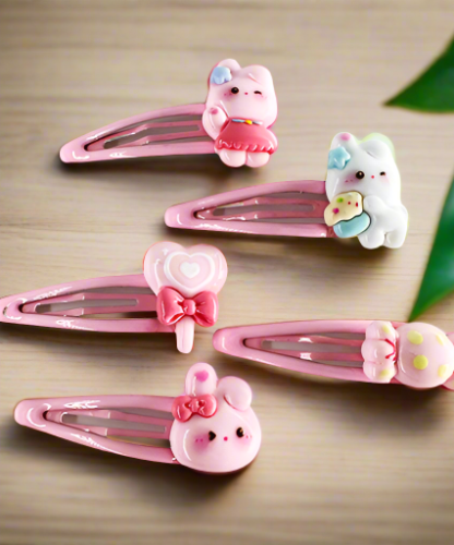 Light Pink Hair Clip with cartoon shapes (5 pieces)