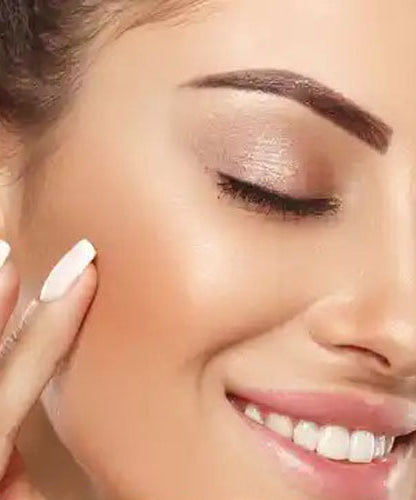 Rival Loves Me Holly Wood Glow - Face & Body - Luminizer (33ml)